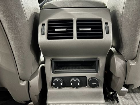 Used 2017 Jaguar F-PACE R-Sport image 23