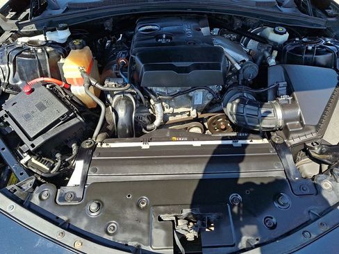 Certified 2017 Chevrolet Camaro LT RWD image 27