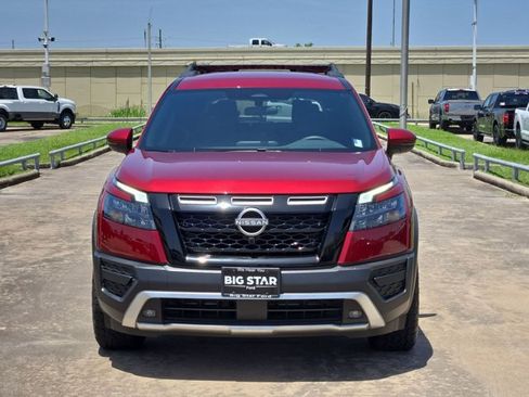 Used 2025 Nissan Pathfinder Rock Creek AWD/4WD image 8