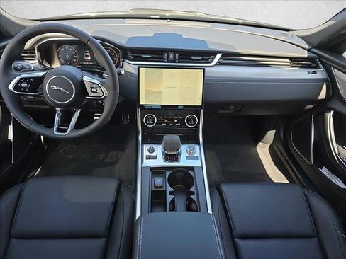 New 2024 Jaguar XF R-Dynamic SE image 9