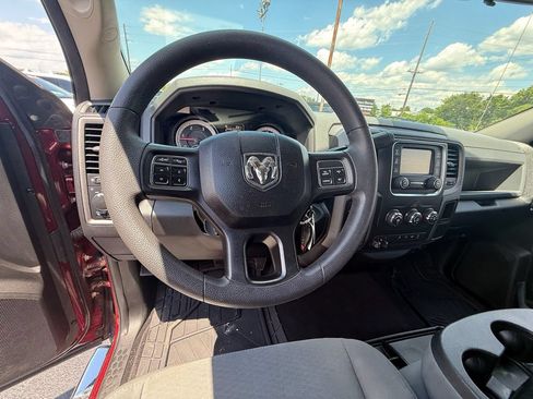 Used 2018 RAM 3500 Tradesman w/ Chrome Appearance Group AWD/4WD image 16