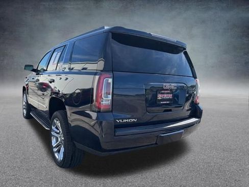 Used 2019 GMC Yukon SLT w/ Premium Edition AWD/4WD image 10