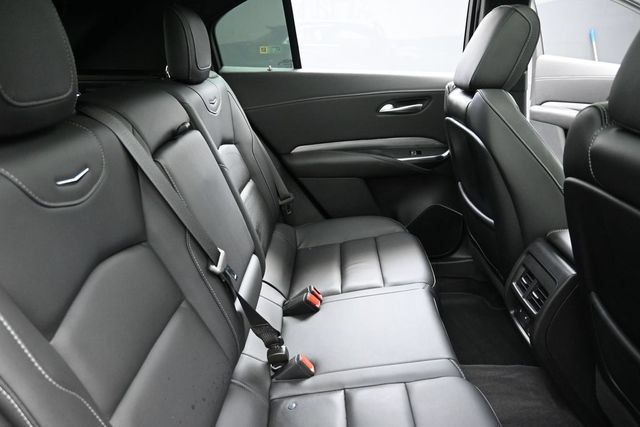 Used 2024 Cadillac XT4 Premium Luxury w/ Cold Weather Package AWD/4WD image 31