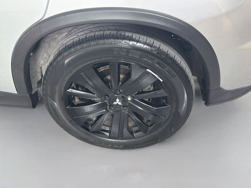 Used 2024 Mitsubishi Outlander Sport AWD image 27