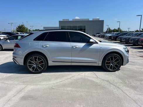 Used 2019 Audi Q8 Premium Plus AWD/4WD image 4