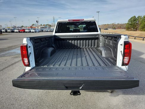New 2026 GMC Sierra 2500 Pro image 8