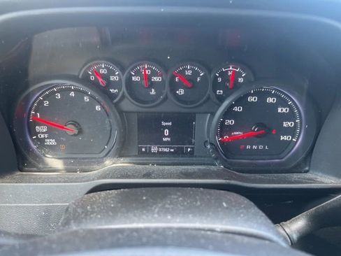 Used 2022 Chevrolet Silverado 1500 Custom AWD/4WD image 13