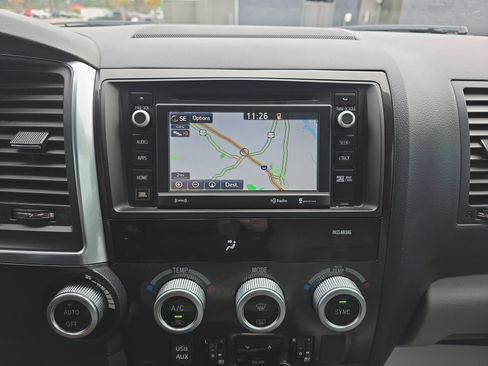 Used 2019 Toyota Sequoia Platinum image 24