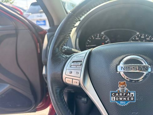 Used 2016 Nissan Altima 2.5 SL w/ 2.5 Technology Package FWD image 12