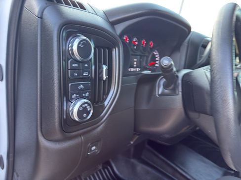 Used 2024 GMC Sierra 1500 Pro w/ Trailering Package image 14