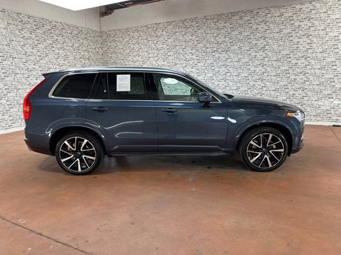 Used 2021 Volvo XC90 T6 Momentum w/ Advanced Package image 8