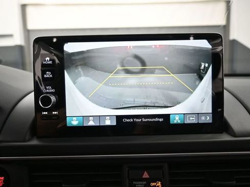 New 2025 Honda Pilot Touring image 27