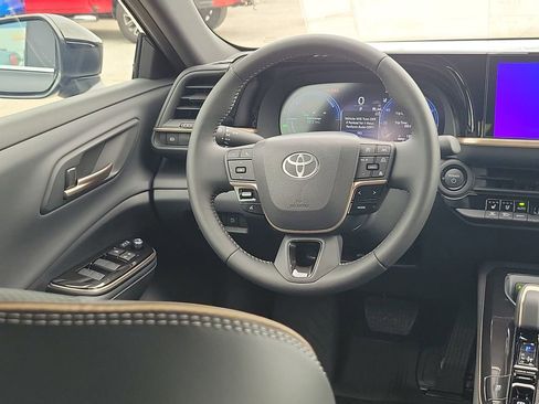 New 2026 Toyota Crown XLE image 25