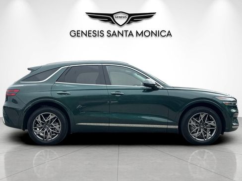 Used 2023 Genesis GV70 2.5T w/ Select Package AWD/4WD image 4