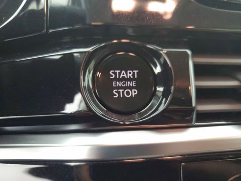 New 2025 Nissan Pathfinder SV image 21