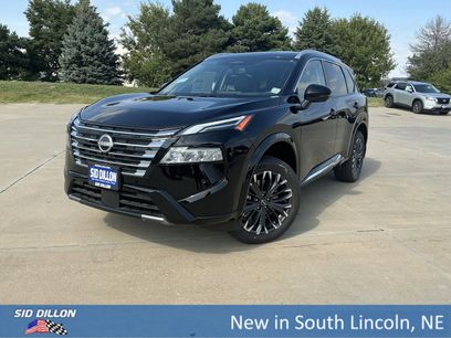 New 2025 Nissan Rogue Platinum w/ Tech Package