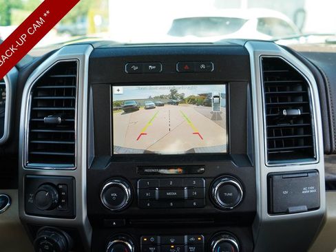 Used 2018 Ford F150 Lariat AWD/4WD image 11