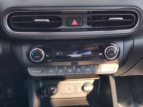 Used 2023 Hyundai Kona SEL w/ Convenience Package FWD image 20