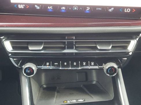 Certified 2024 Chevrolet Traverse Z71 image 35