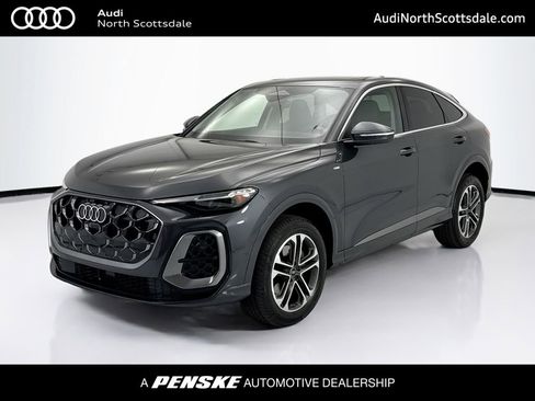 Certified 2025 Audi Q5 Premium Plus w/ Premium Plus image 1