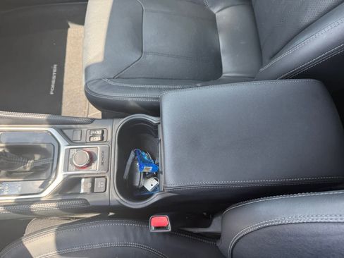 Used 2020 Subaru Forester Limited AWD/4WD image 19