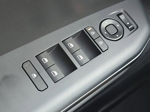 New 2026 Kia K4 LXS image 9