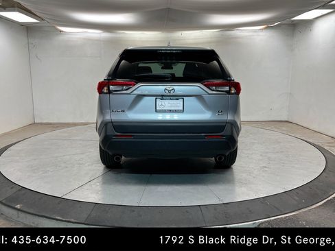 Used 2024 Toyota RAV4 LE image 4