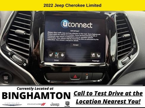 Used 2022 Jeep Cherokee Limited w/ Elite Package AWD/4WD image 17
