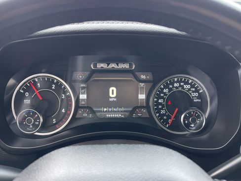 Used 2024 RAM 2500 Laramie AWD/4WD image 37
