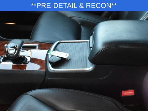 Used 2014 Chrysler 300 AWD w/ Driver Convenience Group image 20