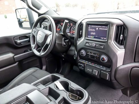 Used 2025 Chevrolet Silverado 2500 Custom w/ Custom Value Package AWD/4WD image 25