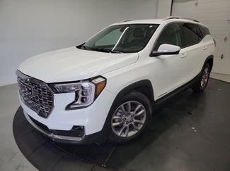 Used 2022 GMC Terrain SLT FWD video 3