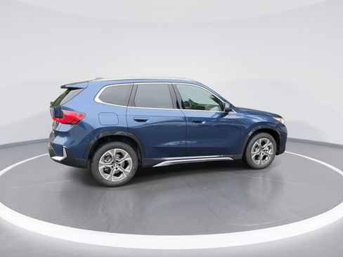 Used 2025 BMW X1 xDrive28i w/ Technology Package image 8