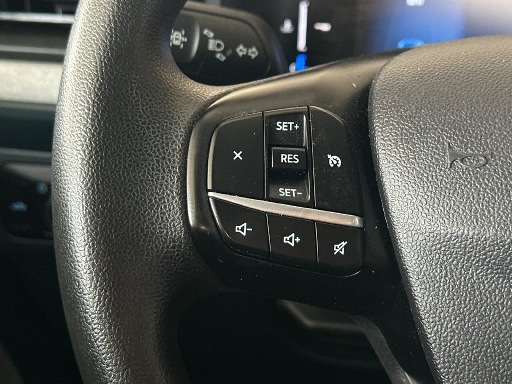Used 2025 Ford Maverick XLT w/ Equipment Group 302A AWD/4WD image 22