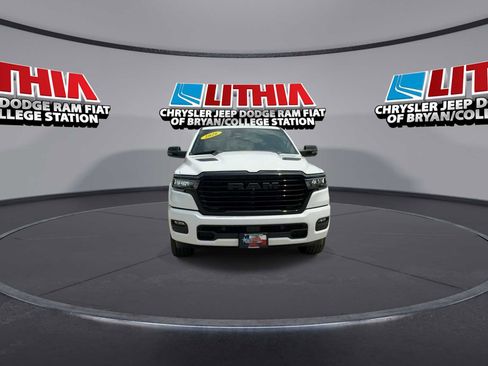 New 2026 RAM 1500 Laramie AWD/4WD image 3