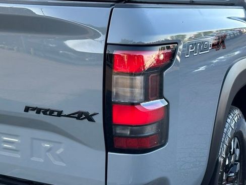 Certified 2024 Nissan Frontier PRO-4X w/ Technology Package AWD/4WD image 11