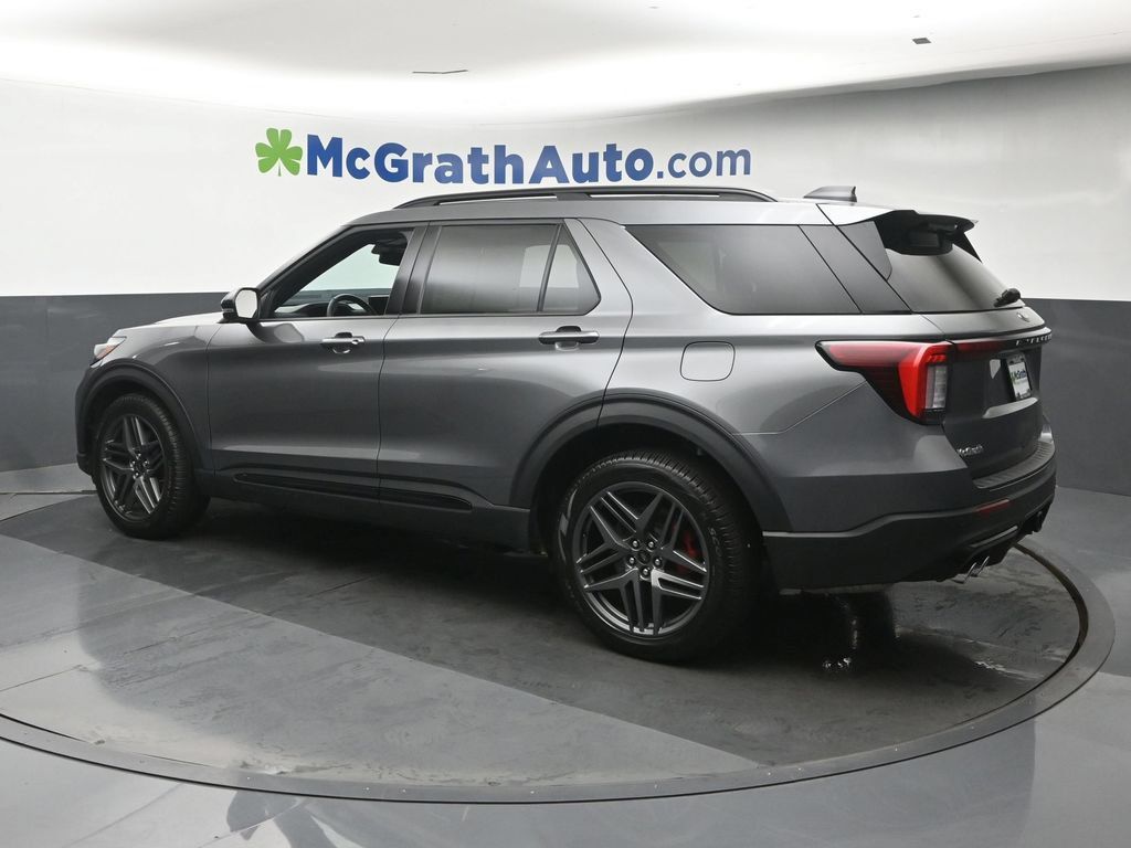 Used 2025 Ford Explorer ST AWD/4WD image 24