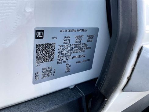 Used 2022 GMC Yukon XL Denali w/ Denali Premium Package RWD image 34