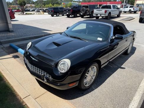 Used 2003 Ford Thunderbird RWD image 2