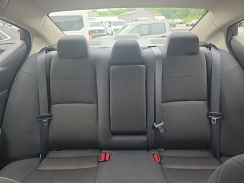 Used 2025 Nissan Altima 2.5 SV FWD image 30