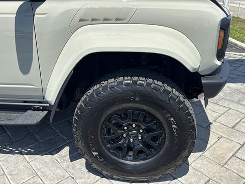 New 2026 Ford Bronco Raptor w/ Interior Carbon Fiber Pack AWD/4WD image 4