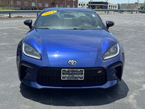 Used 2024 Toyota GR86 Premium RWD image 10