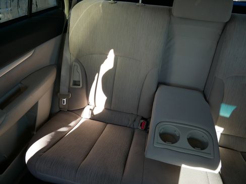 Used 2013 Subaru Outback 2.5i Premium w/ All-Weather Pkg image 12