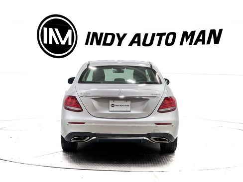 Used 2018 Mercedes-Benz E 300 4MATIC image 5