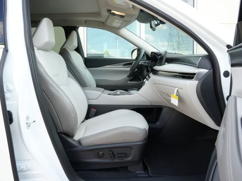 New 2027 INFINITI QX60 Luxe w/ Cargo Package FWD image 23