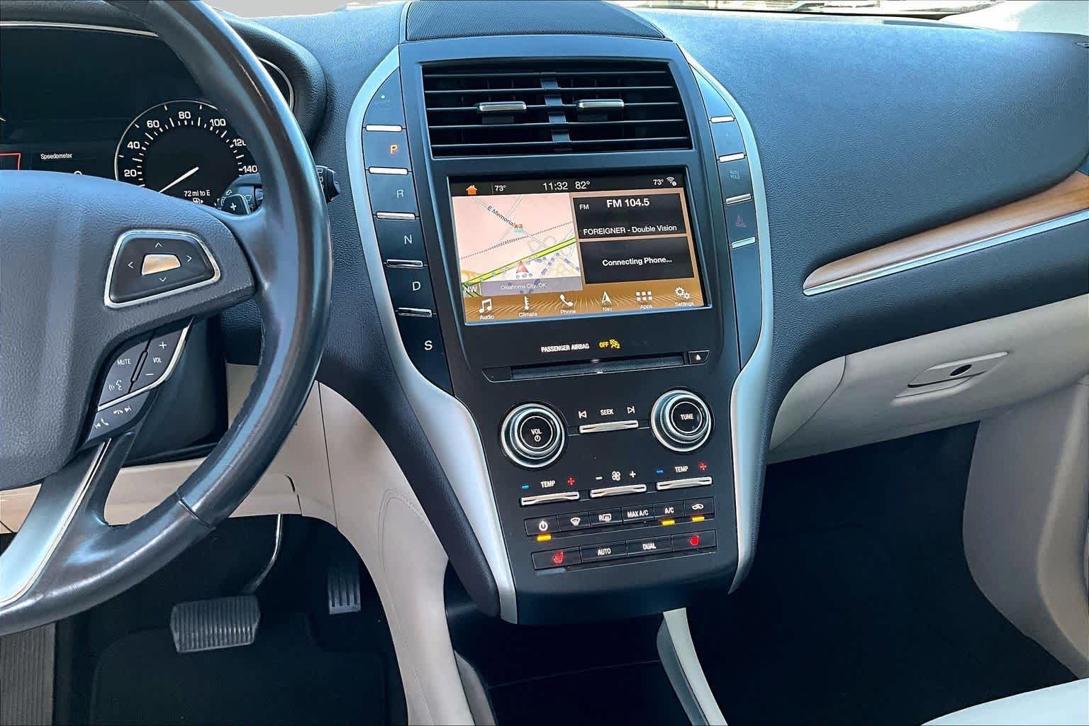 Used 2019 Lincoln MKC Select w/ Select Plus Package FWD image 5