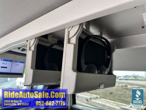 Used 2012 Chrysler Town & Country Touring-L w/ Entertainment Group #2 image 31