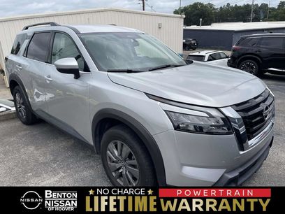 Used 2025 Nissan Pathfinder SV