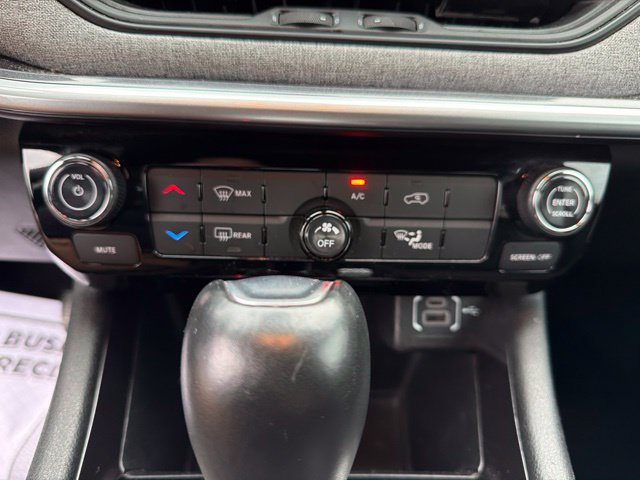 Used 2024 Jeep Compass Latitude AWD/4WD image 20