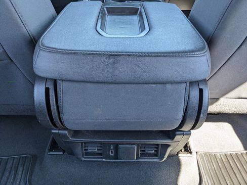 Used 2025 Chevrolet Silverado 2500 LT w/ Convenience Package AWD/4WD image 44